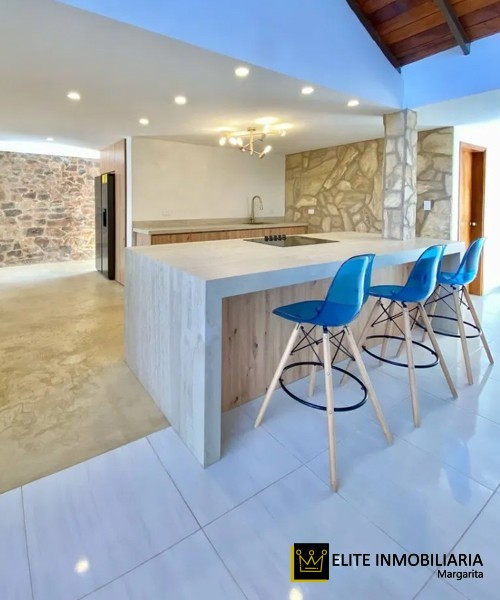 Comfortable Modern House for Sale in Guacuco Margarita Island