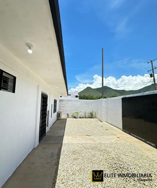 House for Sale on Guacuco Beach Margarita Island