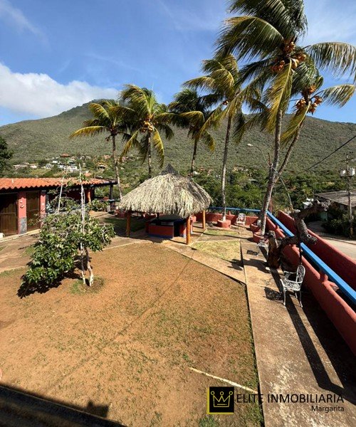 House with Annex for Sale Guacuco Margarita Island